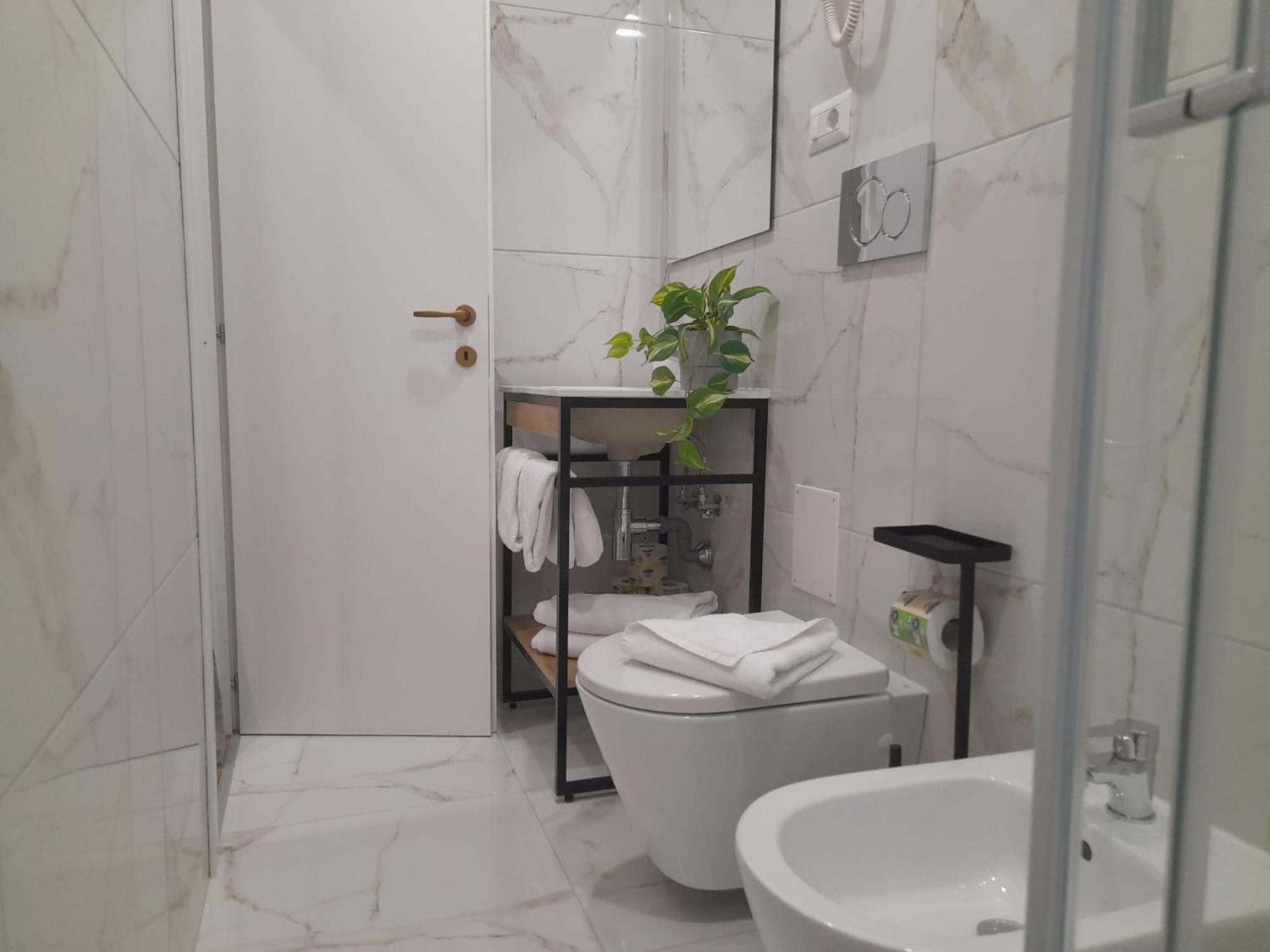 Amalia Suites By Remember Рим Экстерьер фото